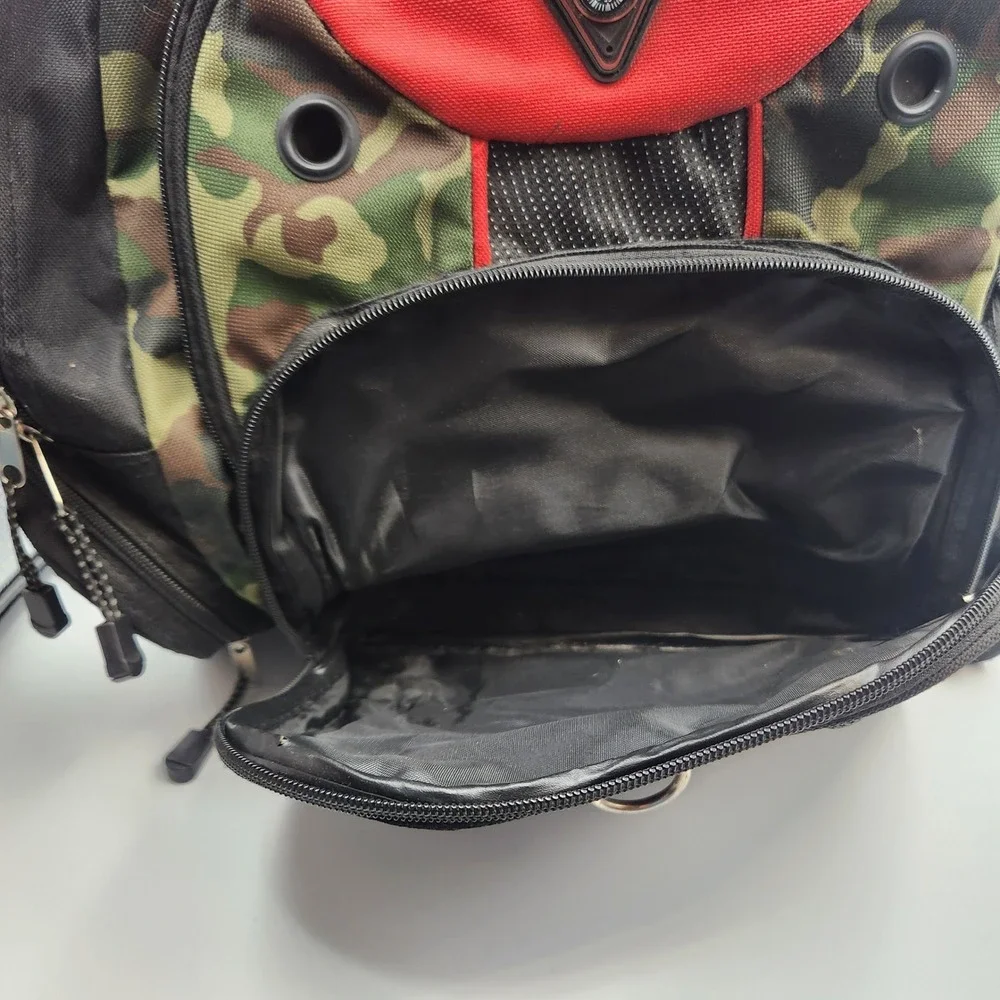 TrailMaker Camo Backpack Red and Green Compass Logo Outdoor Hiking School Bag‎